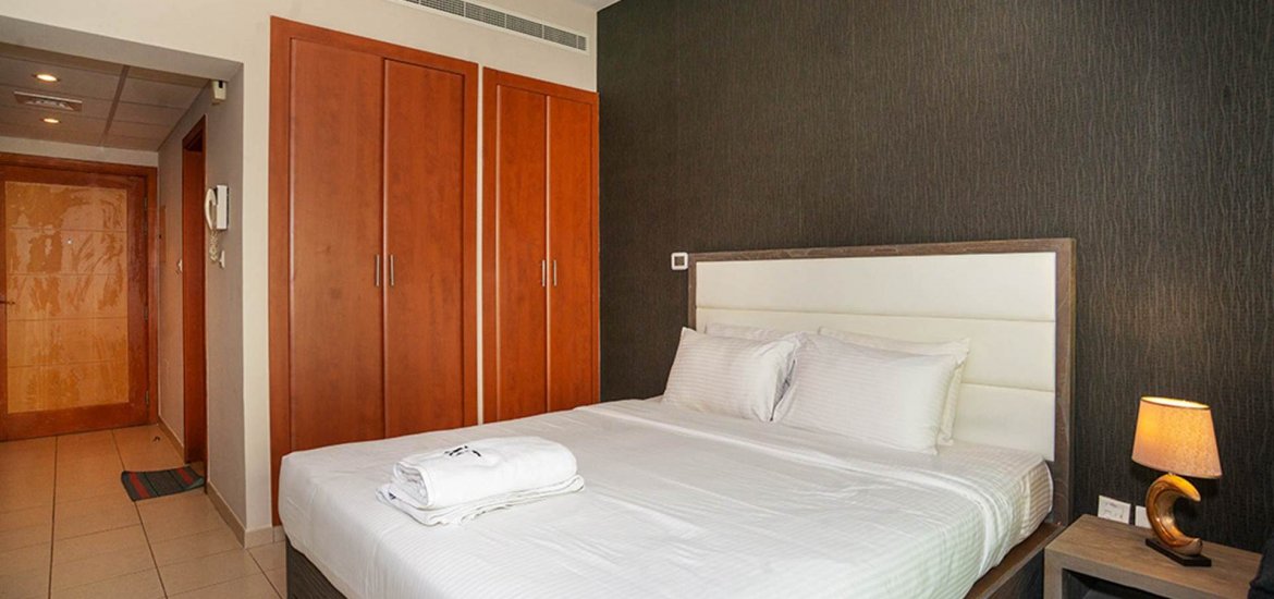 Apartment in Greens, Dubai, UAE, 1 bedroom, 70 sq.m. No. 25342 - 1