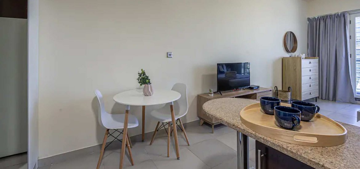 Apartment in Jumeirah Lake Towers, Dubai, UAE, 1 room, 41 sq.m. No. 26752 - 1